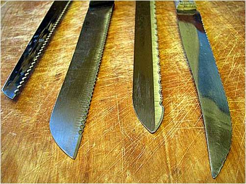 BreadKnives1.jpg